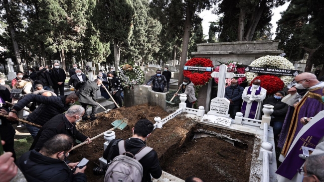 İstanbul Latin Katolik Cemaati Ruhani Reisi Gonzalez son yolculuğuna uğurlandı